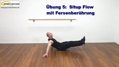 core-training-situp-flow-mit-fersenberuehrung-1