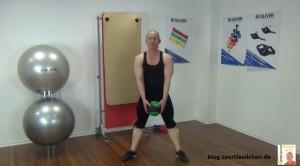 Medizinball Übungen Wide Squats 2