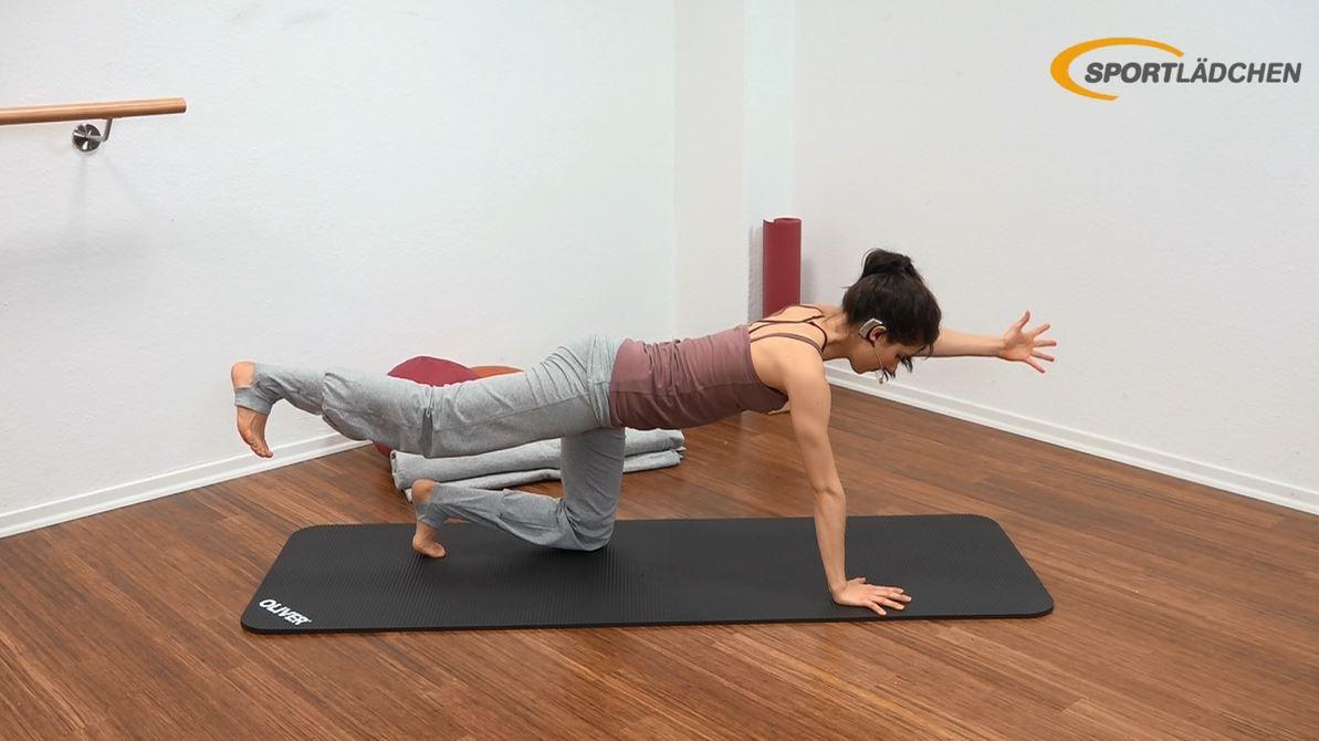 Yoga für den Bauch Anfänger Übung im Vierfüßler Stand Ausgangsposition