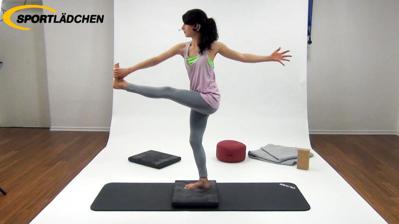 Yoga im Stehen Übung 4: Einbeinstand Variante 1